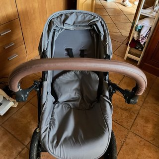 Carrito 2 en 1 Kinderkraft Moov gris