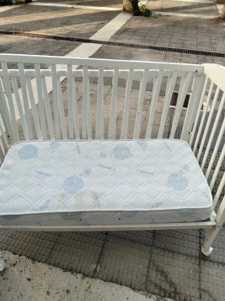 Silleta plegable con capazo + cuna regalo