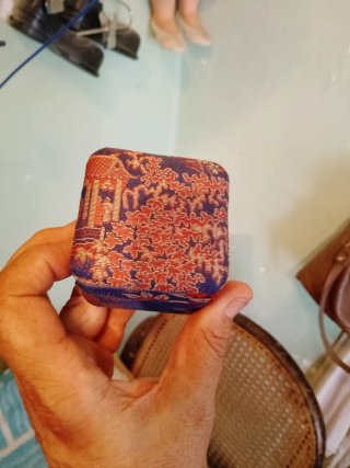 Cajita antigua joyas morada y roja