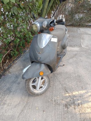 Moto Scooter Vikers 125 Negra/Gris