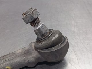 BRAZO SUSPENSION INFERIOR DELANTERO IZQUIERDO MER