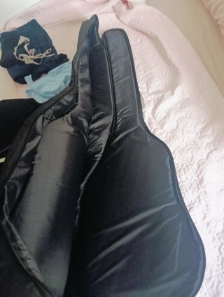 Funda para guitarra negra