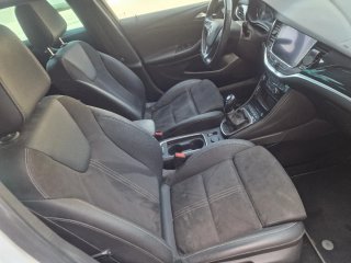 Opel Astra 2022