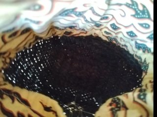 Borsetta in paglia con conchiglie