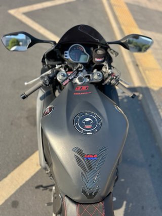Honda CBR1000RR  2008