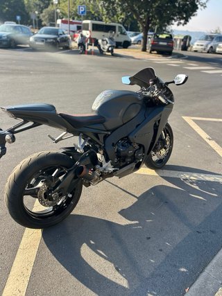 Honda CBR1000RR  2008