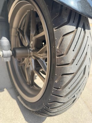 Honda Forza 125 ABS Special Edition   Abril 2025