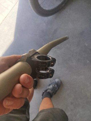 Manillar Renthal Fatbar 35 + Potencia Apex 35mm