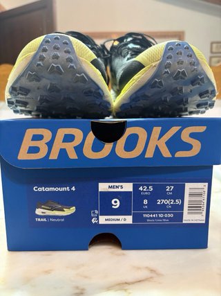 Zapatillas Brooks Trail Running Negras y Amarillas
