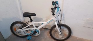 Bicicleta infantil B'TWIN blanca
