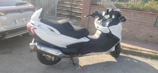 Suzuki Burgman 650 Executive