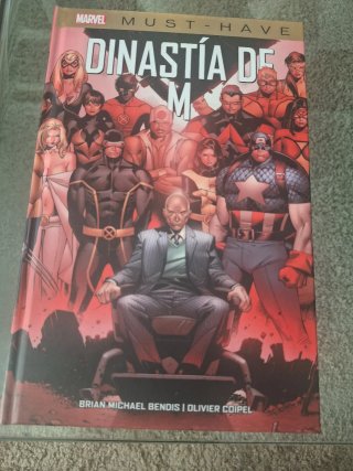 Comic marvel civil war, los vengadores. Etc...
