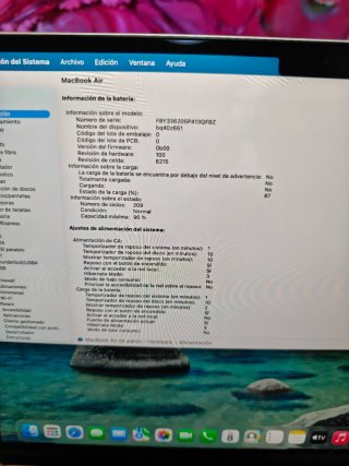 MacBook Air 13 M2 8/256GB