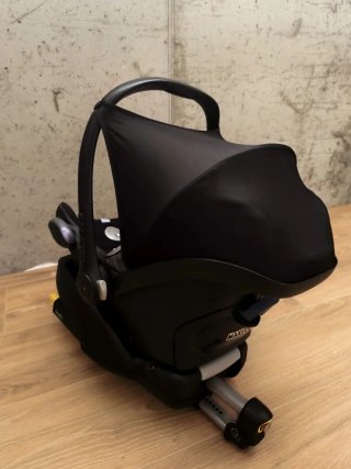 Maxi-Cosi CabrioFix + Base EasyFix