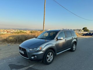 Mitsubishi Outlander 2010