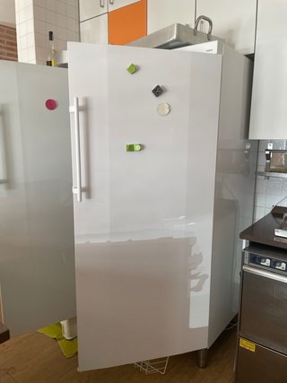 Nevera Liebherr blanca