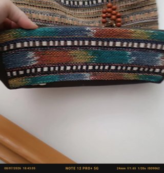 Bolso Bershka estilo boho multicolor