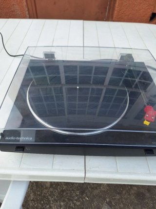 Tocadiscos Audio-Technica AT-LP3 Negro