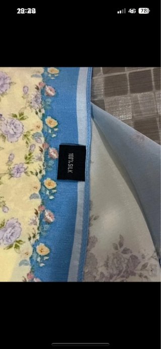 Foulard farfalla rosa e viola
