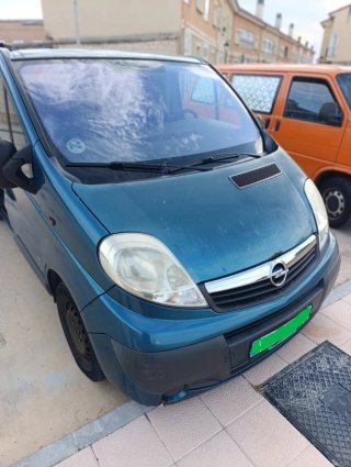 Furgoneta Opel Vivaro Life. Equipación Westfalia.