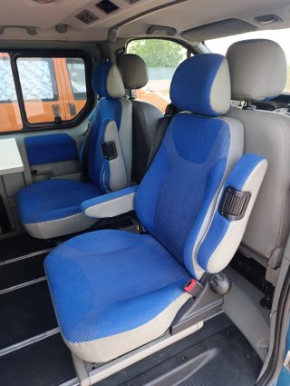 Furgoneta Opel Vivaro Life. Equipación Westfalia.