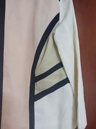 Traje K. Darly Beige/Blanco Talla M