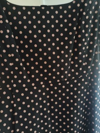 Vestido Invitada Mango – Topitos y Tablas