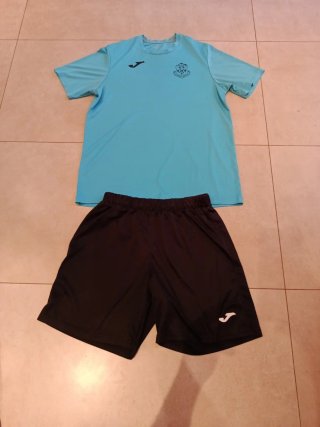 Conjunto entrenamiento CF Vinyets Molí Vell Joma