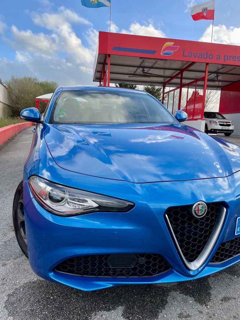 Alfa Romeo Giulia 2019 - foto 1