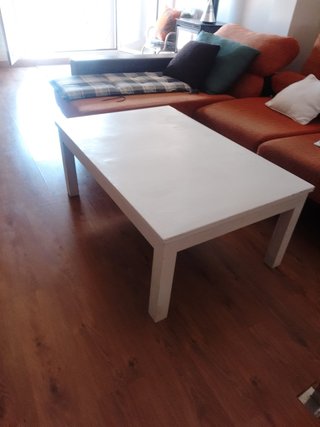 Mesa de centro de madera blanca