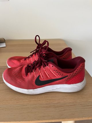 Zapatillas Nike Running Rojas y Negras