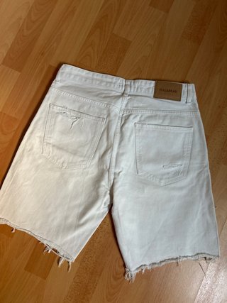Pull&Bear Pantalón Corto Blanco Roto Talla L