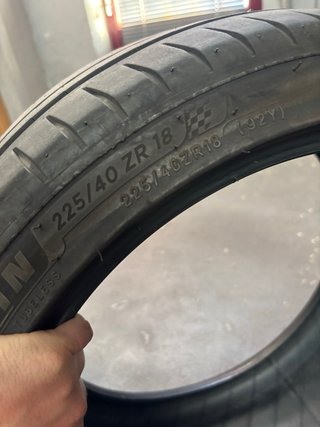 Michelin Pilot Sport 4 Neumático