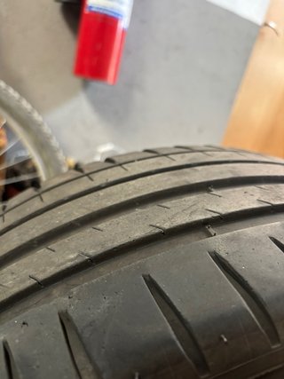Michelin Pilot Sport 4 Neumático