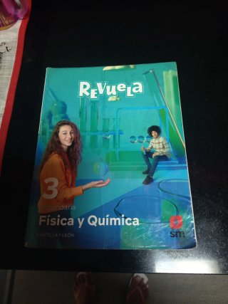 Física y Química. 3 Secundaria. Revuela. Castil...