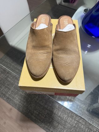 Zuecos de cuero Funny Happy Shoes talla 38