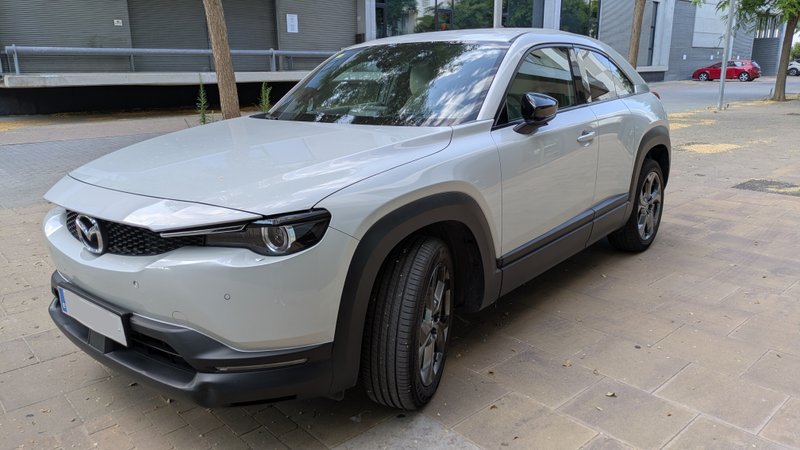 Suv Electric MAZDA MX30 - foto 1
