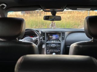 Infiniti FX30 2010