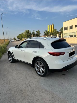 Infiniti FX30 2010