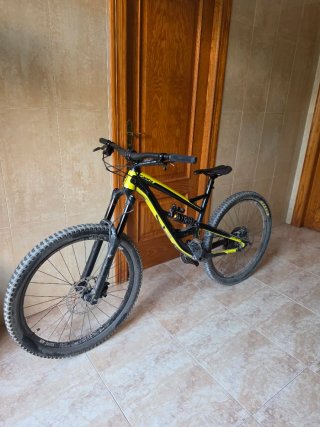 YT Capra AL 2020 Enduro