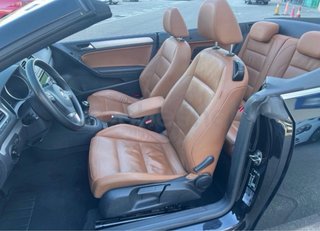 Volkswagen Golf Cabrio 2011