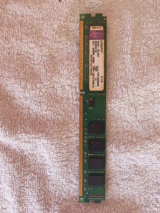 Memoria RAM Kingston 4 GB DDR3 PC3-10600 KVR1333D3