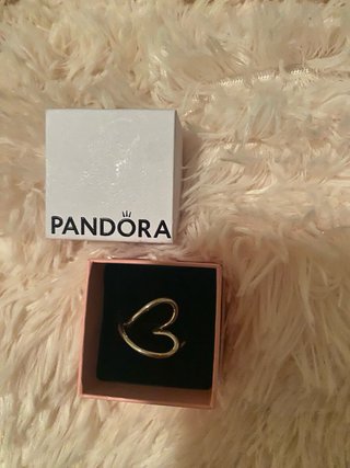Anillo Pandora Corazón plata.  Nuevo con caja
