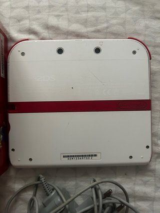 Nintendo 2DS Edición Super Mario Bros. 2