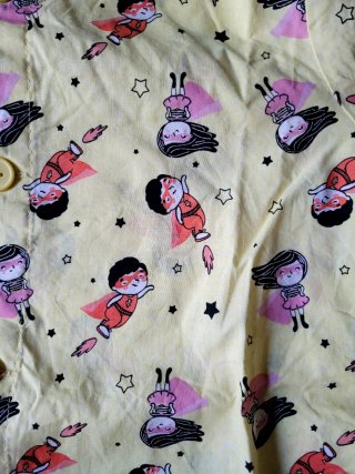 3 Batas Escolares Cuadros y muñecos 2 a 4 años