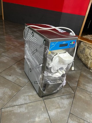 Heladera Carpigiani Labo 8/12 XPL