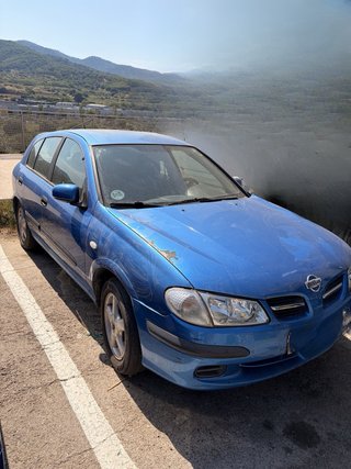 Nissan Almera 2000