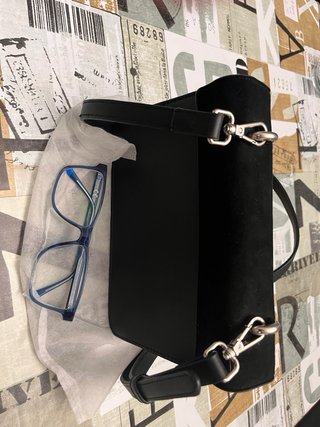 Borsetta in camoscio nero