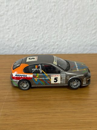 Scalextric Seat Leon Vinyes TecniToys