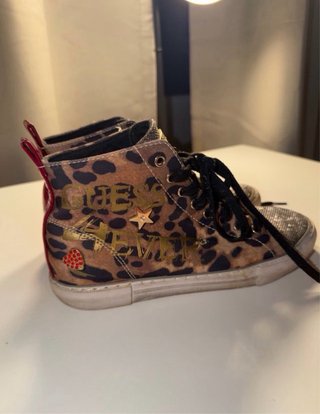 Zapatillas Guess Animal Print y Glitter